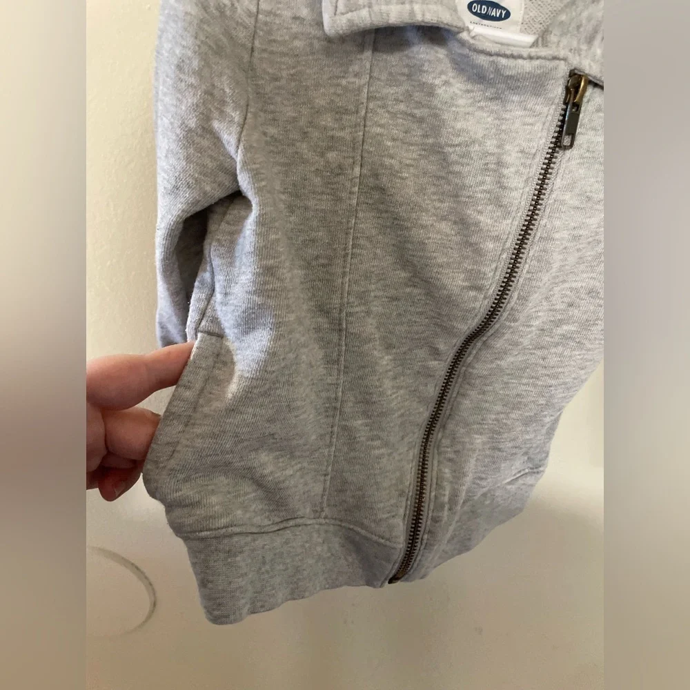✨Toddler Girl Old Navy Grey Jacket Size 2T